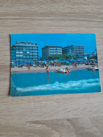 AK Lido di Jesolo. Scorcio della Spiaggia (Tra Piazza Mazzini e Piazza Trento)